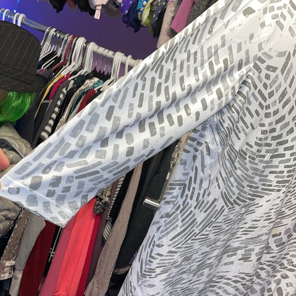 Easy Wear by Chico’s ladies fancy dress blouse brick like pattern size 0 - Picture 5 of 7